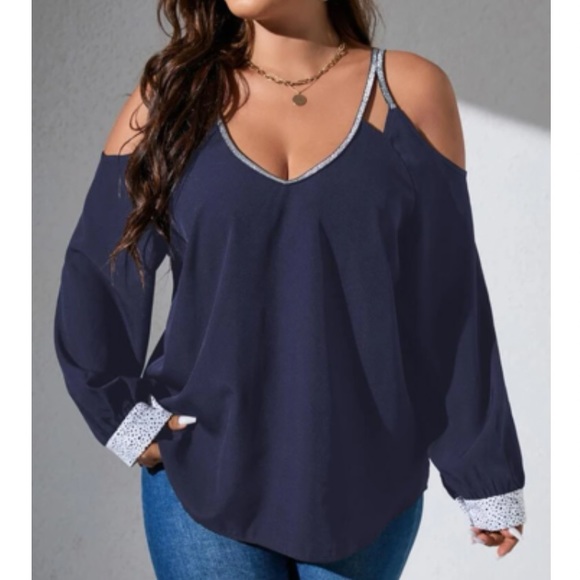 Plus size black contrast trim cold shoulder blouse - Picture 9 of 12
